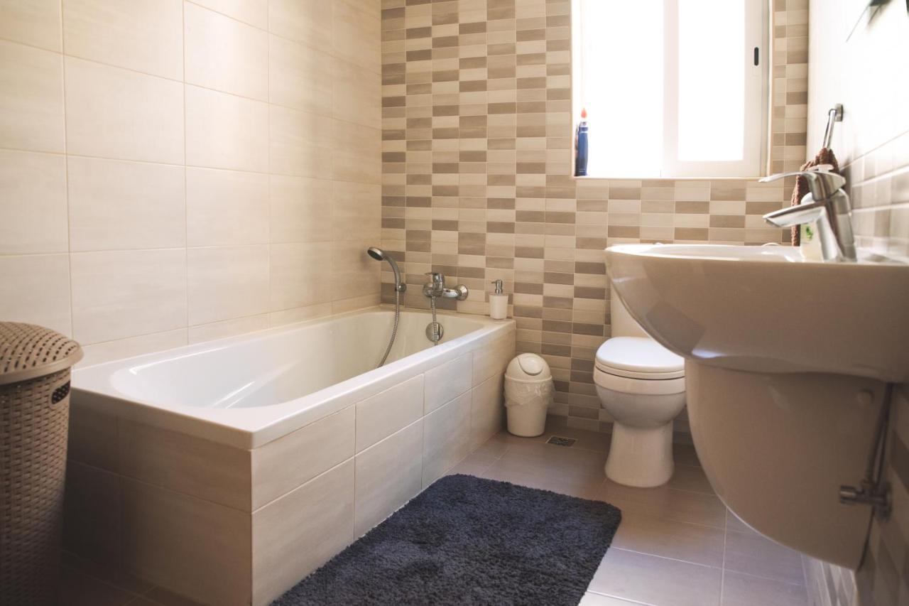 Modern 3 Bedroom With Ac Apartment Żabbar Exterior foto